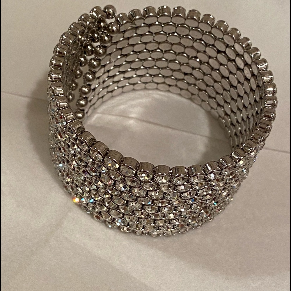 Bangle - Picture 4 of 4